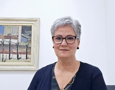 Foto da Professora Claudia pró-reitora de pós-graduação