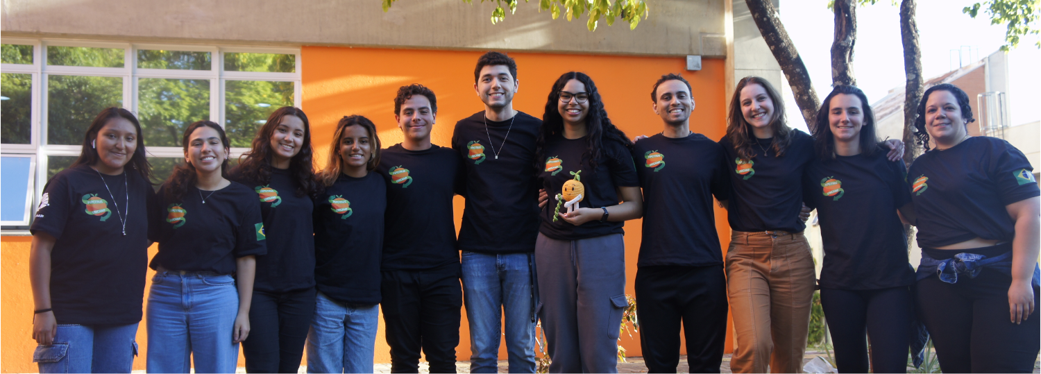 equipe desenvolvedora do projeto que conquistou o primeiro lugar
